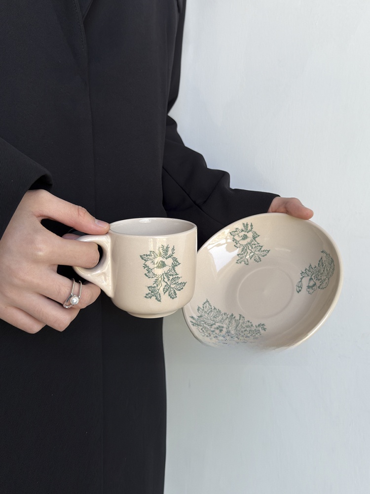 Coffee Tea Green - كوب قهوة سيراميك بتصميم أوراق الربيع