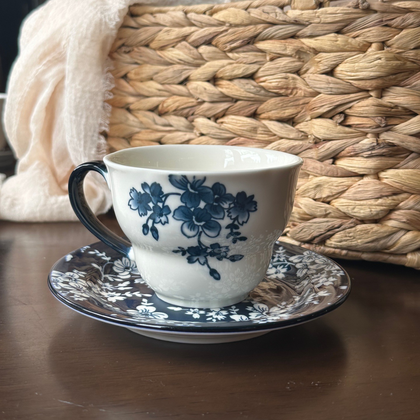طقم فناجين قهوة عتيقة من قطعتي - مراجعة Tea Coffee Set Up وسعره