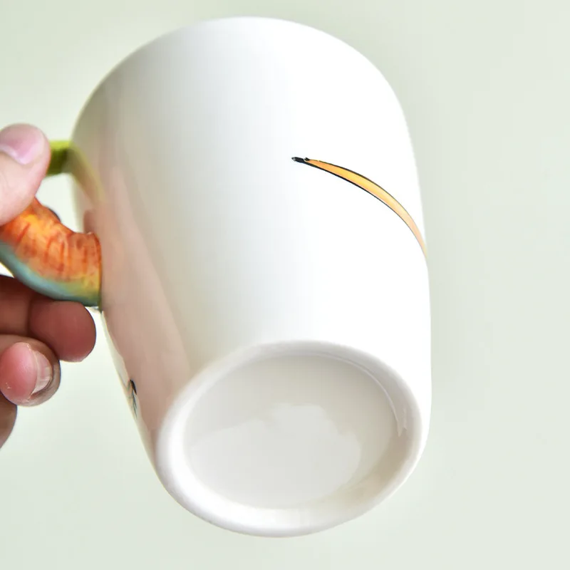 ديناصور على شكل كوب ماء لطيف ا - مراجعة Coffee Tea Difference وسعره